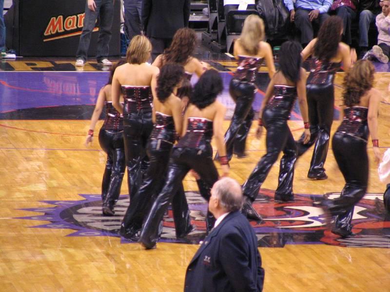 Raptors - 02.04.2005 055.jpg